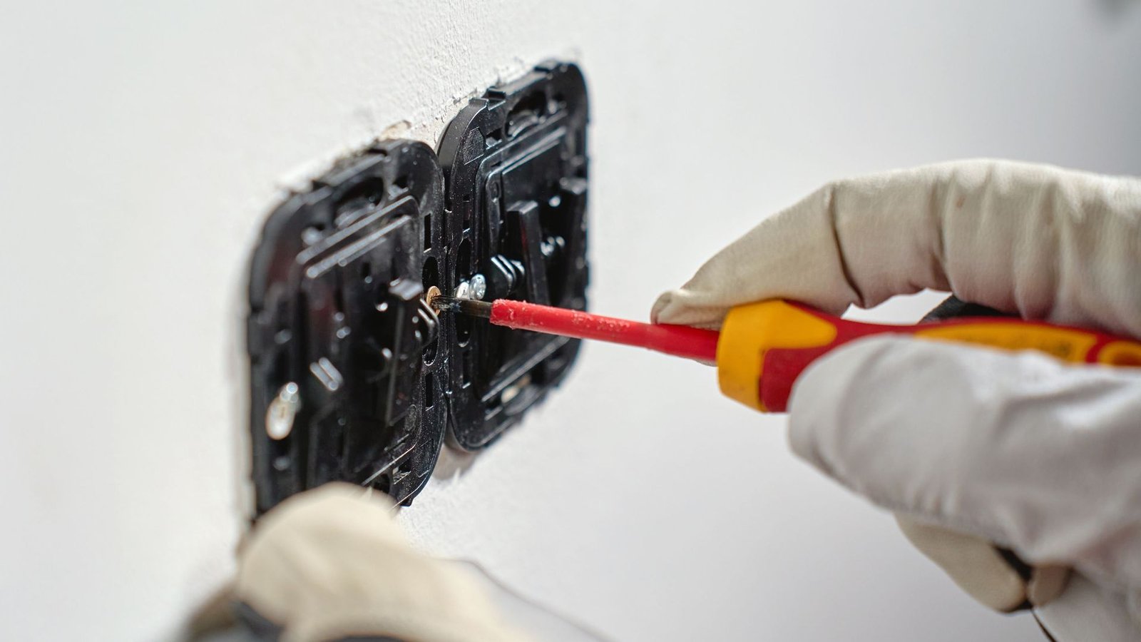 Electrical Repair specialists serving East Cobb, GA